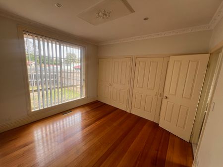2/9 Hotham Street, Hughesdale VIC 3166 - House For Rent | Domain - Photo 4