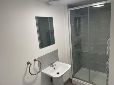 2 bedroom apartment to rent - Photo 5