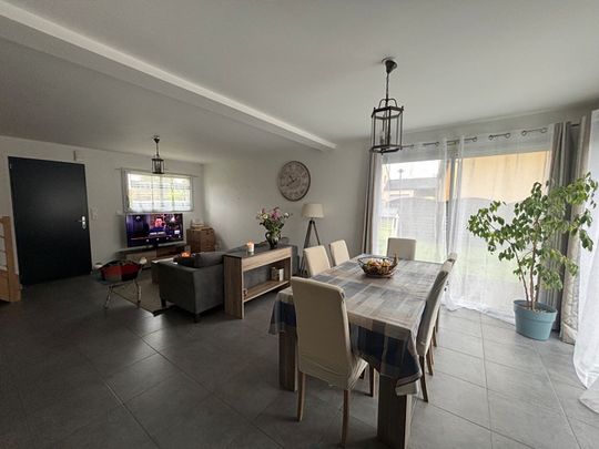 Location Maison 6 pièces 115m² MELESSE 35520 - Photo 1