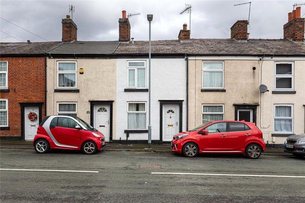 2 bedroom terraced house to rent - Photo 1