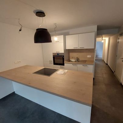 Appartement te huur - Foto 1