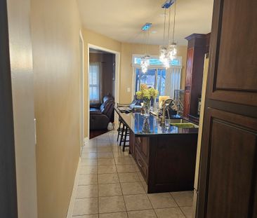 For Lease - 26 Zia Dodda Crescent, Brampton, Ontario - Photo 2
