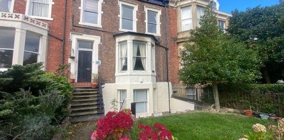 2 bed flat to rent in The Cloisters, Sunderland - Photo 2