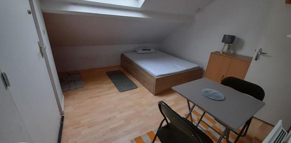 Location Appartement 1 pièce 10m² LE MANS 72000 - Photo 2