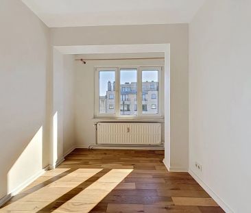 Avenue Neptune1190 Forest - Photo 1