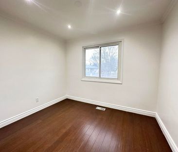 For Lease - 427 Crosby Avenue Unit# Main Floor, Richmond Hill, Ontario - Photo 3