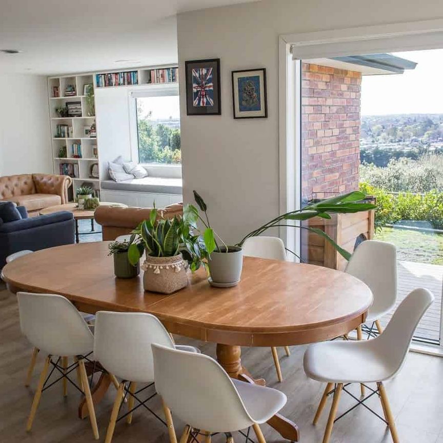 Executive 4-bedroom family home. - Photo 1