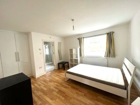 1 bedroom Flat - Town Centre, Hatfield - Photo 2