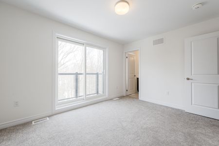 For Lease - 51 Folcroft Street, Brampton, Ontario - Photo 2