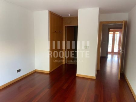 2 room luxury Flat for rent in Marechal Saldanha (Nevogilde), Porto, Distrito do Porto - Photo 4