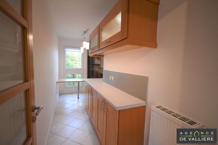 Location Appartement 4 pièces 81m² NANTERRE 92000 - Photo 5