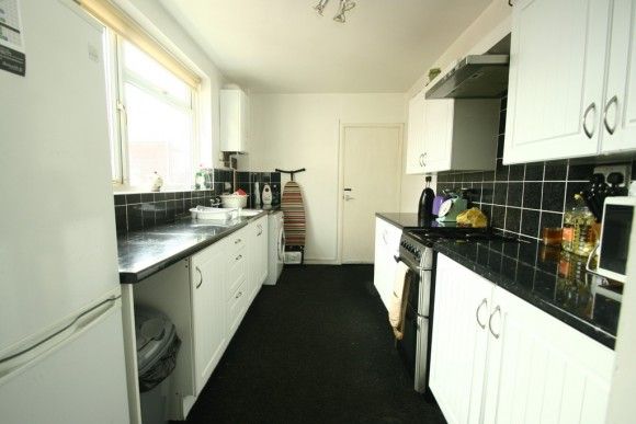 4 Bed - Simonside Terrace, Heaton, Ne6 - Photo 1