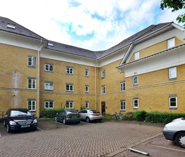 Century Court, Woking, GU21 - Photo 1