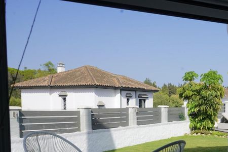 Luxury Villa for rent in Nueva Andalucia, Andalusia - Photo 5