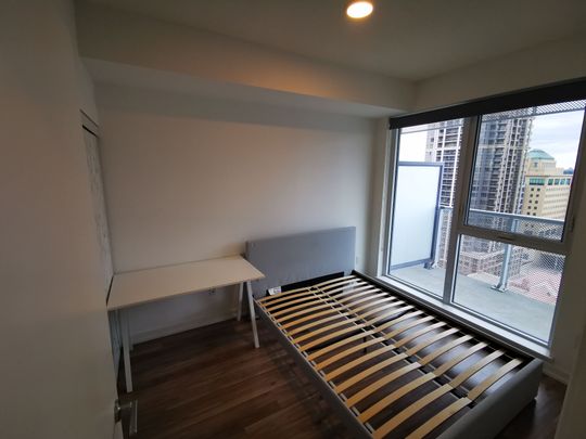 For Lease - 4065 Confederation Parkway Unit# 1907, Mississauga, Ontario - Photo 1