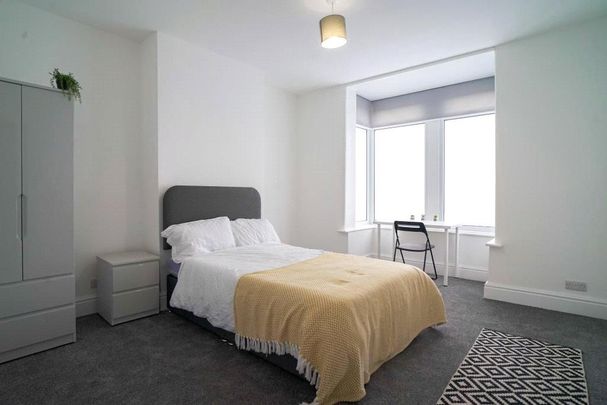 4 bedroom house to rent - Photo 1