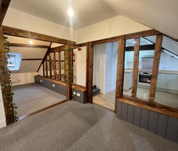 2 bedroom maisonette to rent - Photo 1