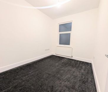 4 bedroom property to rent - Photo 6