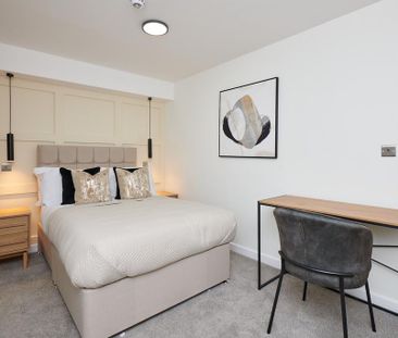 Terraced house to rent - Photo 2