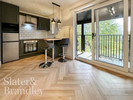 Studio to rent - Photo 4