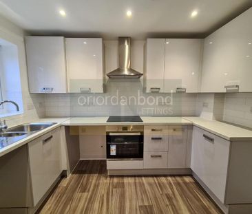 2 bedroom semi-detached house to rent - Photo 5