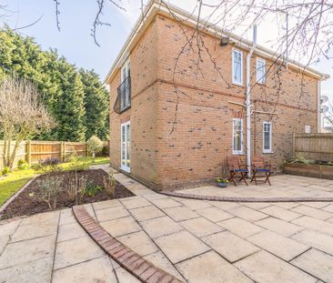 Tulip Fields, Spalding, Whaplode - Photo 5