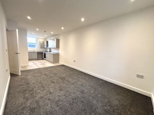 Wellington Street, Liverpool, Garston - Photo 1