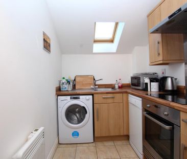 2 bedroom apartment to rent - Photo 2