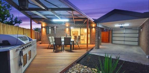Thomastown - Photo 2
