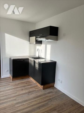 Duplex T3 sur LAVAL - Photo 4