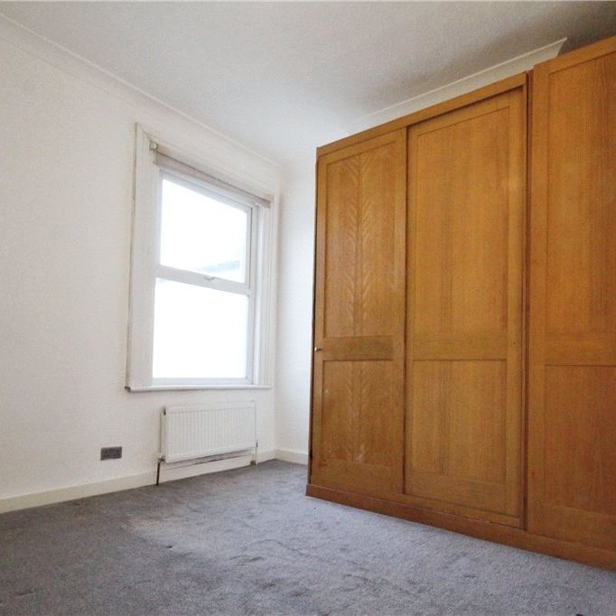 Bensham Grove, Thornton Heath - Photo 1