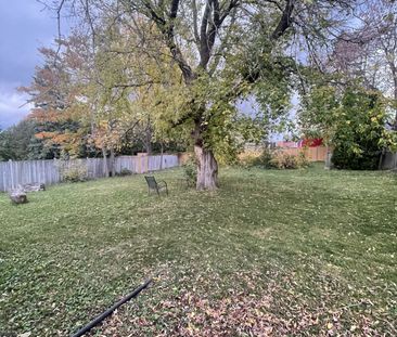 For Lease - 225 Cox Mill Road, Barrie, Ontario - Photo 4