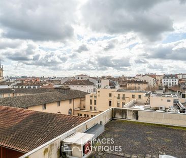 Appartement rénové avec goût au coeur de Villefranche-sur-Saône - Photo 2
