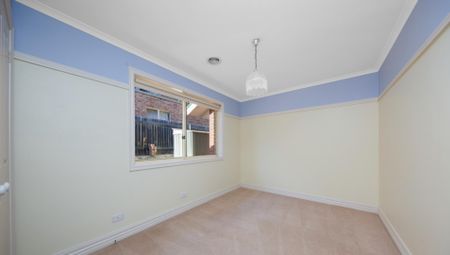 3 English Grove, Jerrabomberra NSW 2619 - House For Rent | Domain - Photo 2
