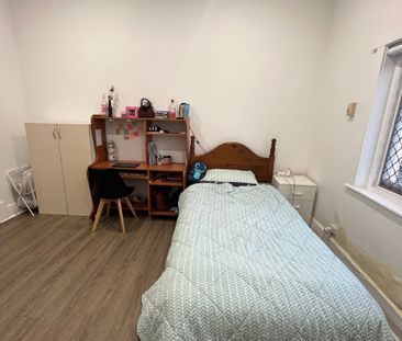 Collinswood - Photo 1