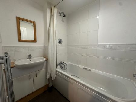 Park Mews, Park Gate, Southampton - Photo 4