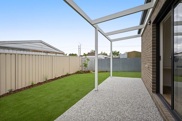 1-9/8 Donelly Avenue, West Wodonga - Photo 1