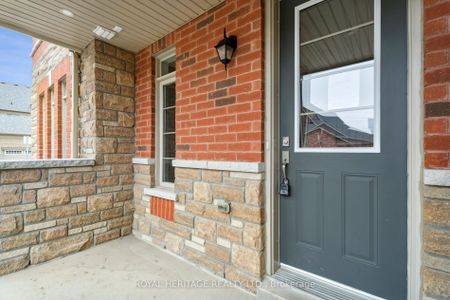 Townhouse For Lease | E8147426 - Photo 5