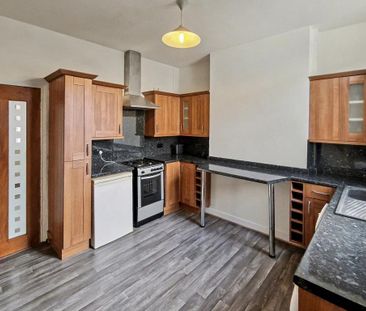 2 bedroom terraced house to rent - Photo 3