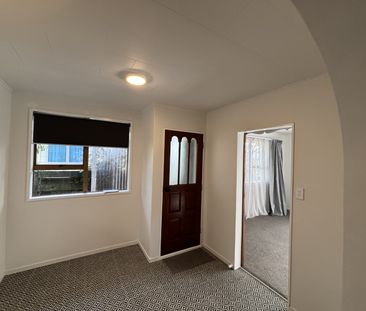 Waikanae - 3 Bedrooms - Photo 5