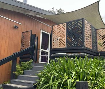 Three Bedroom Home At The Lakes - Photo 5