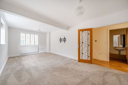 2 bedroom detached house to rent - Photo 2