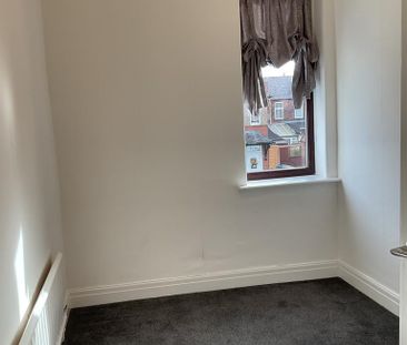 3 bedroom semi-detached house to rent - Photo 6