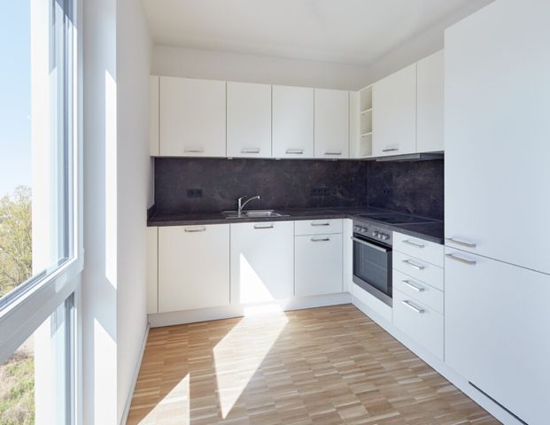 Traumhafte 3-Zimmer Wohnung mit großer Dachterrasse zu vermieten! - Photo 1