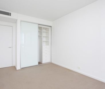 Luxury Waterfront Apartment – 10th Floor - Photo 5