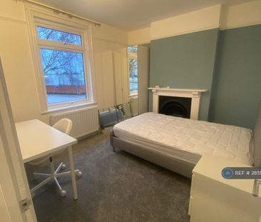 1 bedroom in a house share to rent - Photo 5