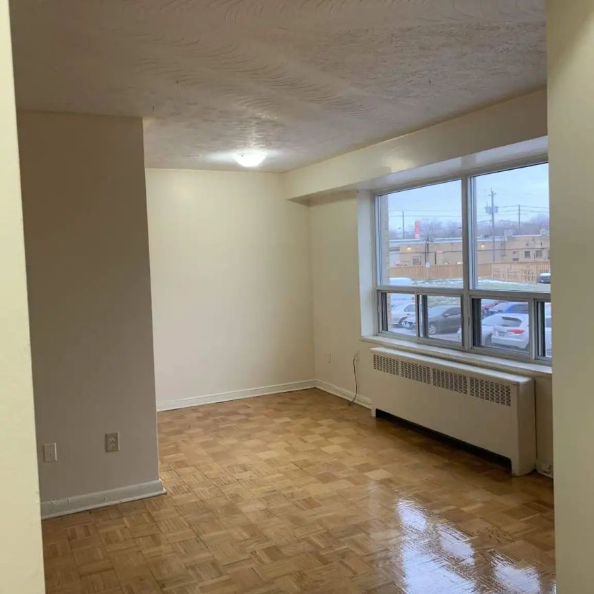 Wycombe Apartments — 1 Bedroom - Photo 1