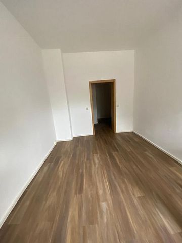 2 Raum Wohnung Wilkau-HaÃlau nach Renovierung zu vermieten - Foto 4