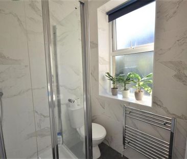 5 bedroom terraced house to rent - Photo 5