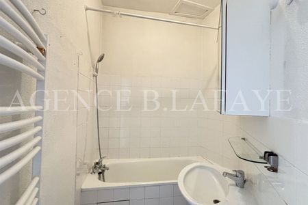BEL APPARTEMENT AVEC BALCON - Photo 4